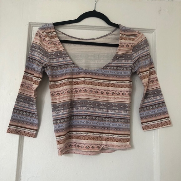 Scoop Back Crop tee - Picture 2 of 3